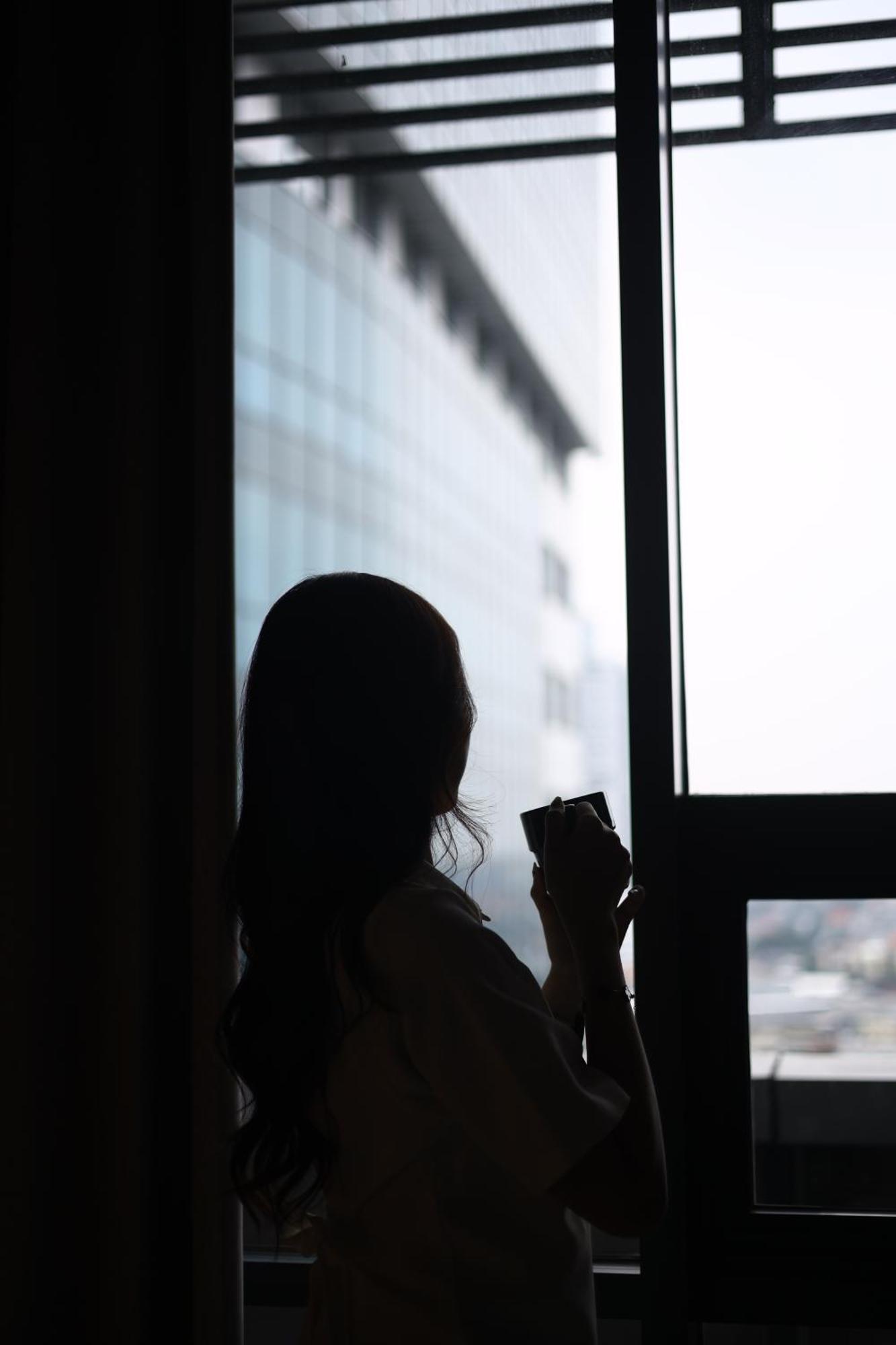 Skysuites Residence スラバヤ エクステリア 写真