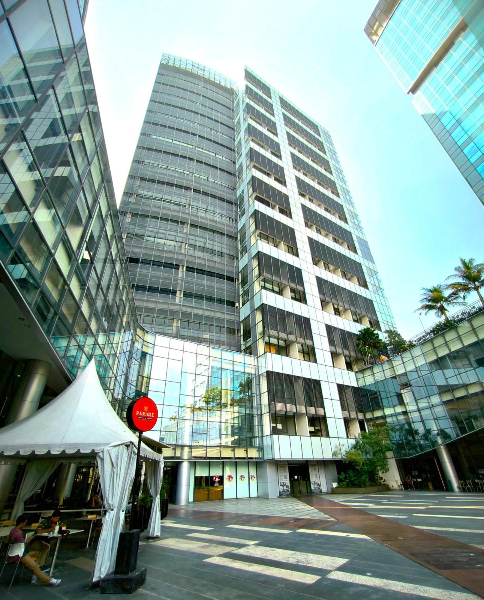 Skysuites Residence スラバヤ エクステリア 写真